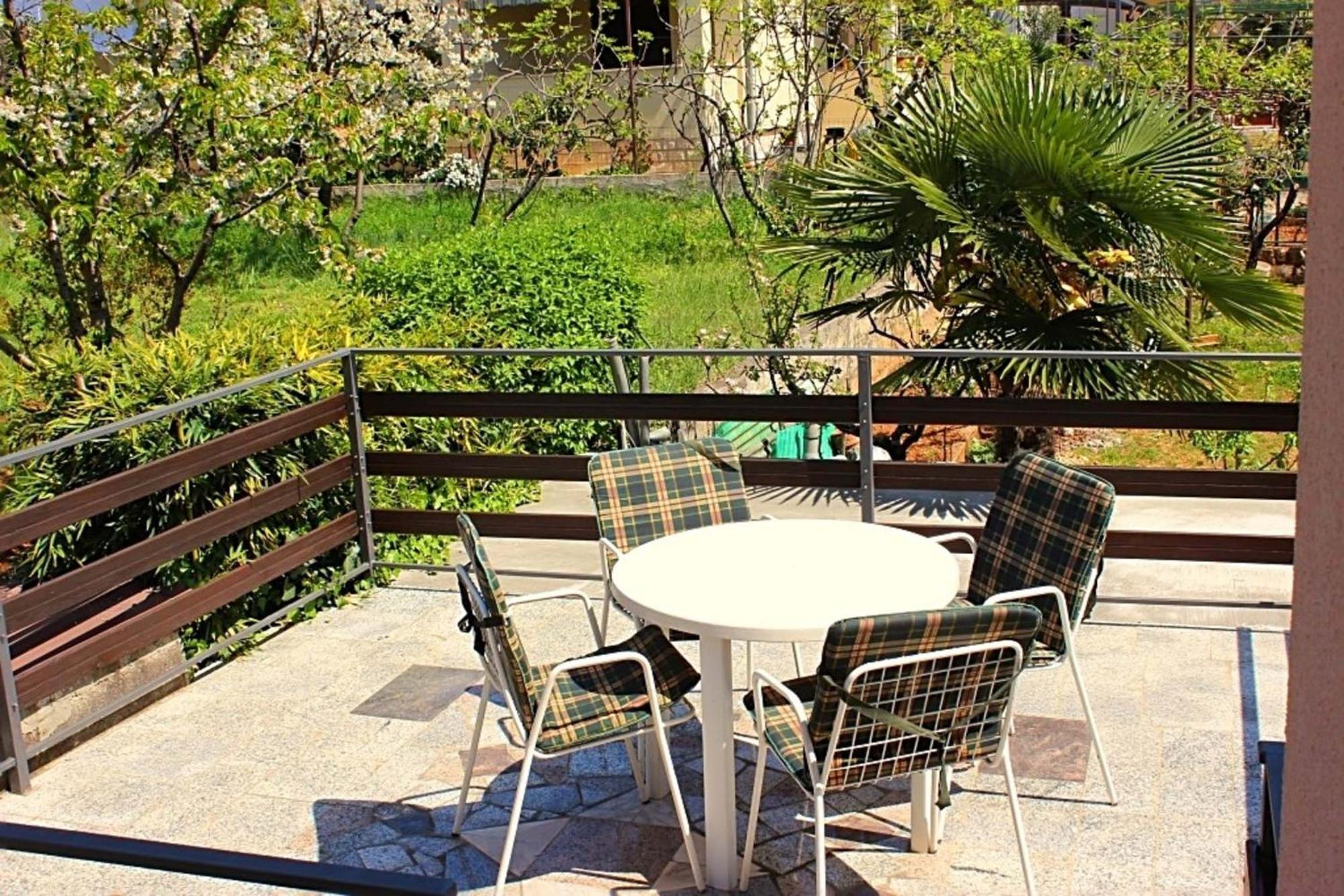Emi Apartment Porec Exterior photo